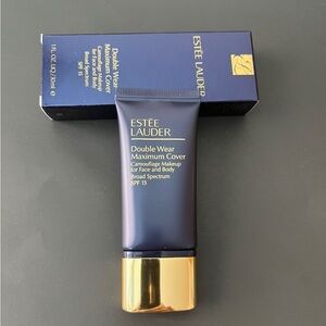 Estee Lauder Foundation 1N1 Ivory Nude